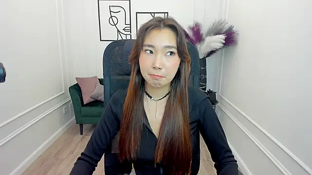 Snapshot of AnnaReyla chatting on November 7, 2025, 7:18 pm AnnaReyla online show from November 7, 2025, 7:18 pm