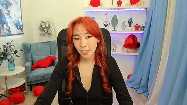 AnnaReyla online show from February 13, 2026, 11:10 am