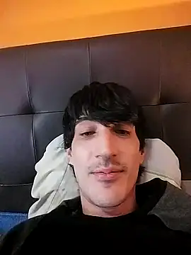 moutt99 online show from January 22, 2025, 2:03 pm