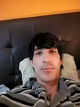 moutt99 online show from January 18, 2025, 1:08 pm