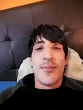 moutt99 online show from January 22, 2025, 9:35 am