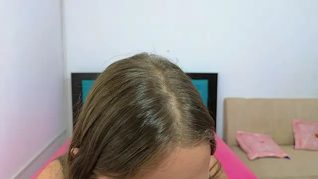 SERAFINA  online show from March 17, 2026, 5:27 pm