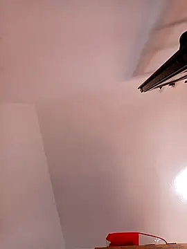 Snapshot of Yeray01 chatting on February 25, 2026, 10:04 am Yeray01 online show from February 25, 2026, 10:04 am