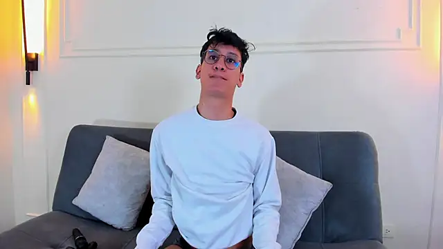 Snapshot of Cum_hunters chatting on October 24, 2025, 3:38 am Cum hunters online show from October 24, 2025, 3:38 am