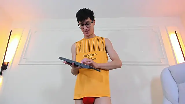 Snapshot of Cum_hunters chatting on April 26, 2026, 3:15 am Cum hunters online show from April 26, 2026, 3:15 am