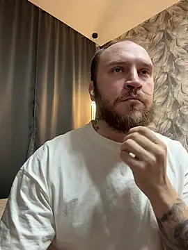 Snapshot of _XxX-XxX_ chatting on December 15, 2025, 4:02 pm XxX-XxX online show from December 15, 2025, 4:02 pm