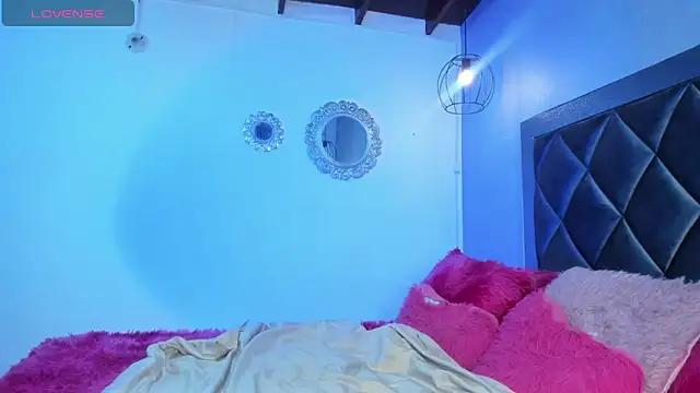 Sophiaa Gomez online show from October 5, 2025, 10:11 pm