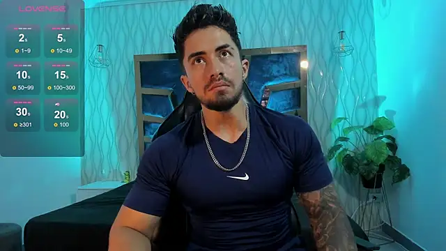 Snapshot of Brad_Summer chatting on April 9, 2026, 11:22 pm Brad Summer online show from April 9, 2026, 11:22 pm