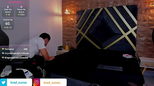 Snapshot of Brad_Summer chatting on March 5, 2026, 11:21 pm Brad Summer online show from March 5, 2026, 11:21 pm