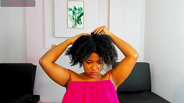 Snapshot of AishaHil chatting on January 30, 2025, 11:44 am AishaHil online show from January 30, 2025, 11:44 am