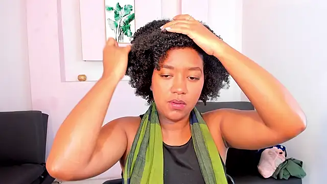 Snapshot of AishaHil chatting on January 27, 2025, 12:05 pm AishaHil online show from January 27, 2025, 12:05 pm