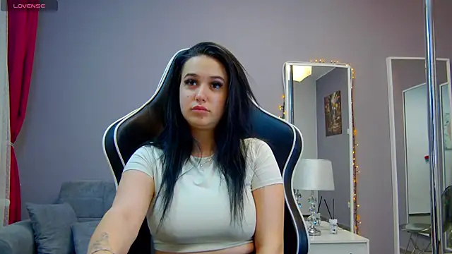 Snapshot of Eva_Lovvia_ chatting on March 20, 2025, 7:35 pm Eva Lovvia  online show from March 20, 2025, 7:35 pm