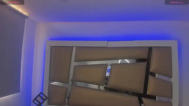 Snapshot of Princess_tokyo chatting on January 22, 2025, 1:32 pm Princess tokyo online show from January 22, 2025, 1:32 pm