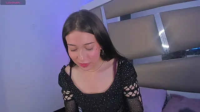 Snapshot of Princess_tokyo chatting on February 6, 2025, 3:52 pm Princess tokyo online show from February 6, 2025, 3:52 pm