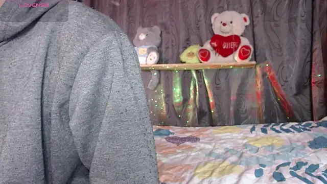 Snapshot of stefany_pablo1 chatting on November 19, 2025, 11:54 am stefany pablo1 online show from November 19, 2025, 11:54 am