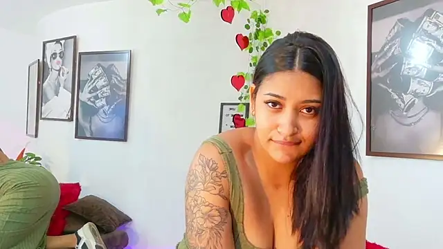 loretahorny online show from February 14, 2026, 2:06 pm