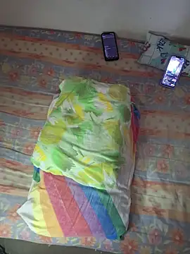 Snapshot of CoupleTwink12 chatting on May 27, 2026, 9:11 pm CoupleTwink12 online show from May 27, 2026, 9:11 pm