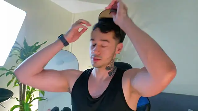 Snapshot of Salvatore_costa chatting on November 19, 2025, 4:23 am Salvatore costa online show from November 19, 2025, 4:23 am