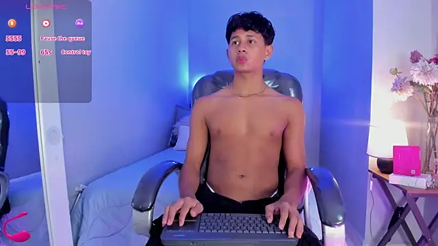 Dawn16  online show from December 4, 2025, 9:03 pm