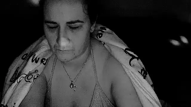 Snapshot of StonerPrincessGenie chatting on February 5, 2025, 1:33 pm StonerPrincessGenie online show from February 5, 2025, 1:33 pm