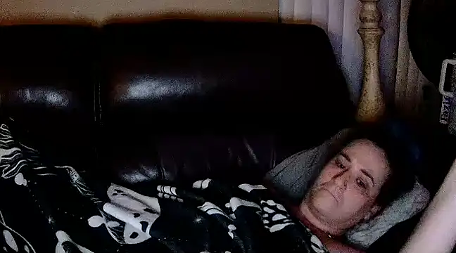 Snapshot of StonerPrincessGenie chatting on February 9, 2025, 12:41 pm StonerPrincessGenie online show from February 9, 2025, 12:41 pm