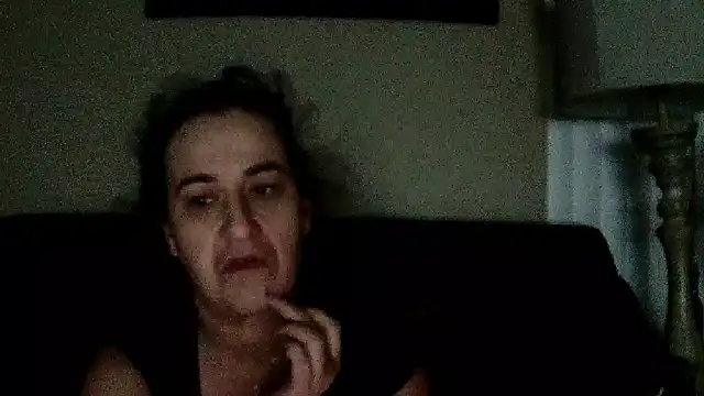 Snapshot of StonerPrincessGenie chatting on March 11, 2025, 12:17 pm StonerPrincessGenie online show from March 11, 2025, 12:17 pm