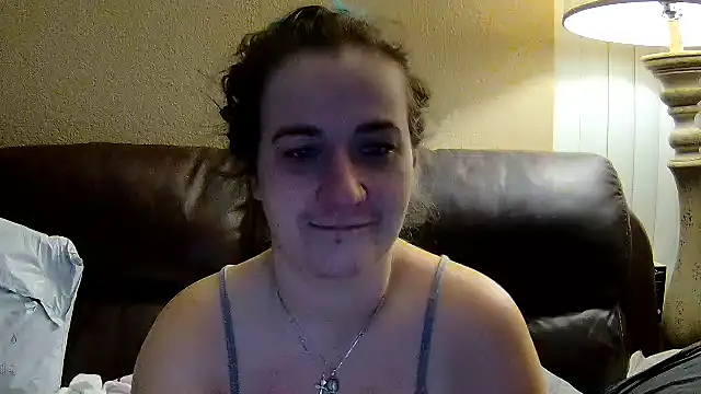 Snapshot of StonerPrincessGenie chatting on February 27, 2025, 2:10 pm StonerPrincessGenie online show from February 27, 2025, 2:10 pm