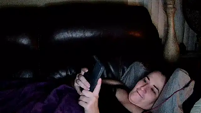 Snapshot of StonerPrincessGenie chatting on March 5, 2025, 1:39 pm StonerPrincessGenie online show from March 5, 2025, 1:39 pm