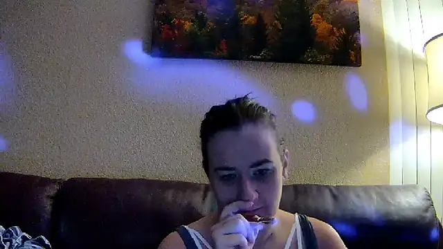 Snapshot of StonerPrincessGenie chatting on January 31, 2025, 2:49 pm StonerPrincessGenie online show from January 31, 2025, 2:49 pm