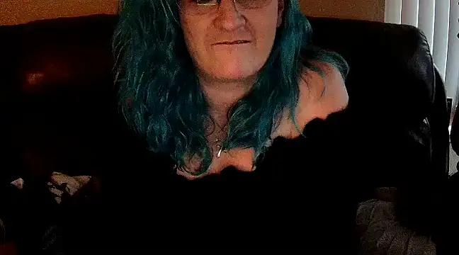 Snapshot of StonerPrincessGenie chatting on February 17, 2025, 1:47 am StonerPrincessGenie online show from February 17, 2025, 1:47 am