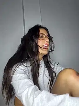 Snapshot of baaby-miiaa chatting on March 8, 2025, 6:21 am baaby-miiaa online show from March 8, 2025, 6:21 am