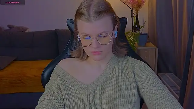 Snapshot of _JessieVibes chatting on April 3, 2026, 1:39 pm JessieVibes online show from April 3, 2026, 1:39 pm