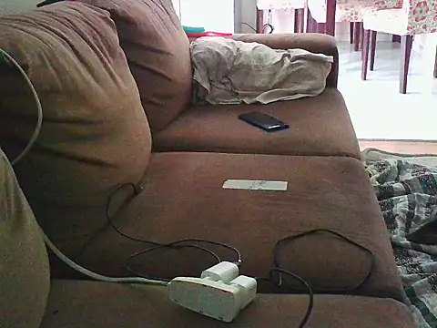 Snapshot of uberdot chatting on October 31, 2025, 11:29 am uberdot online show from October 31, 2025, 11:29 am