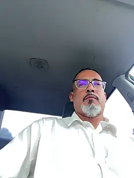 Snapshot of TheConfidentialClub chatting on January 18, 2025, 3:59 pm TheConfidentialClub online show from January 18, 2025, 3:59 pm