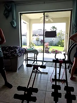 Snapshot of TheConfidentialClub chatting on February 18, 2025, 4:58 pm TheConfidentialClub online show from February 18, 2025, 4:58 pm