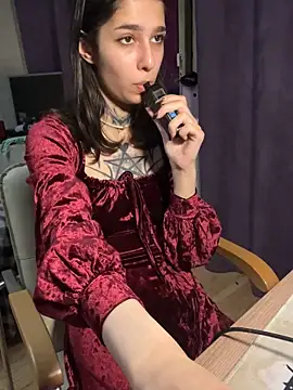 Snapshot of mollyEXD chatting on November 25, 2025, 6:52 pm mollyEXD online show from November 25, 2025, 6:52 pm