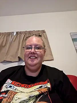 k1w1bbw online show from February 2, 2025, 7:09 am