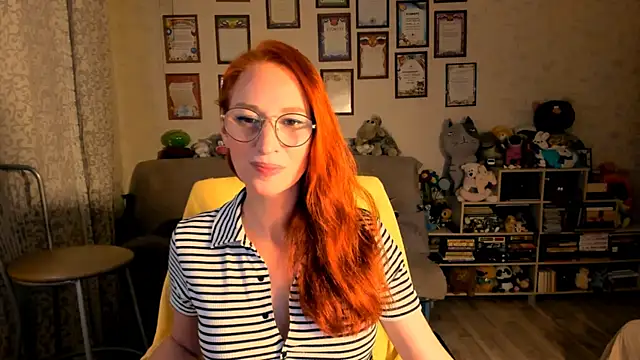 Snapshot of red_rocco chatting on October 16, 2025, 4:26 pm red rocco online show from October 16, 2025, 4:26 pm