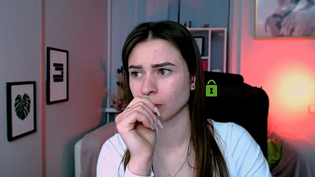 flora ri online show from January 31, 2025, 8:54 pm