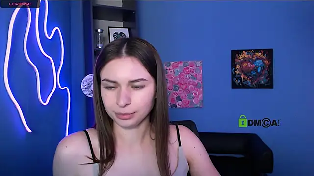 flora ri online show from October 7, 2025, 12:06 pm