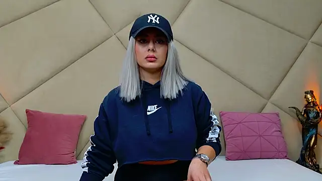 Snapshot of ChloeFrost chatting on November 21, 2025, 5:50 am ChloeFrost online show from November 21, 2025, 5:50 am