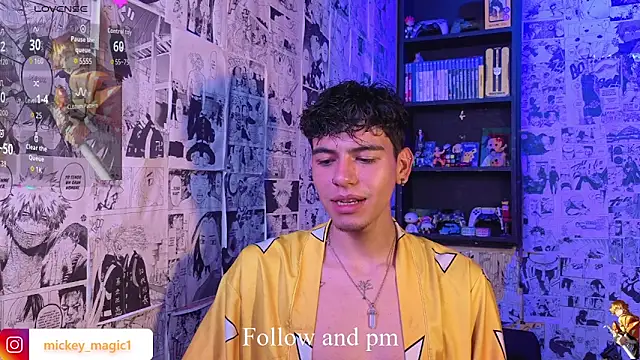 Snapshot of Mickey_Magic chatting on February 8, 2026, 3:26 am Mickey Magic online show from February 8, 2026, 3:26 am