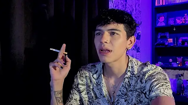 Snapshot of Mickey_Magic chatting on January 11, 2026, 3:24 am Mickey Magic online show from January 11, 2026, 3:24 am