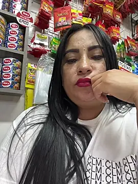 Snapshot of Miia_Jazmin chatting on April 8, 2026, 12:12 am Miia Jazmin online show from April 8, 2026, 12:12 am
