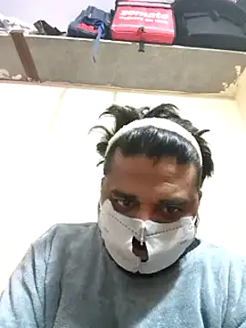 Snapshot of Raziv_komal143 chatting on January 17, 2025, 12:31 am Raziv komal143 online show from January 17, 2025, 12:31 am