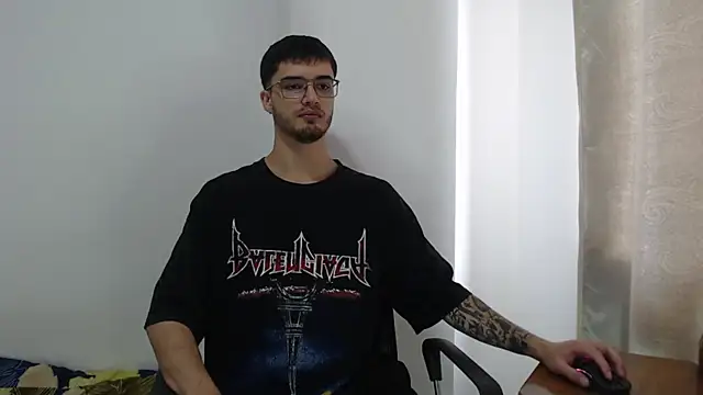 Aleex Miller online show from October 4, 2025, 8:10 pm