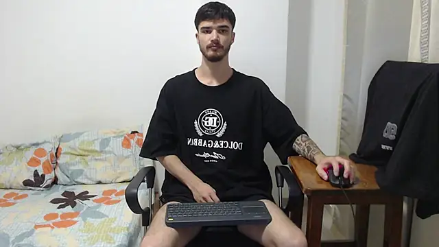 Aleex Miller online show from December 1, 2025, 10:05 am