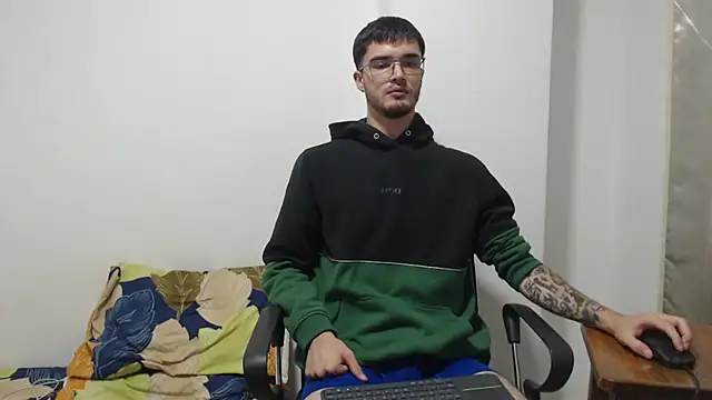 Aleex Miller online show from October 8, 2025, 7:43 am