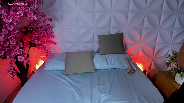 adarna13  online show from March 20, 2025, 7:35 pm