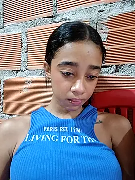 Snapshot of Zoe_Sweett18 chatting on October 23, 2025, 12:26 pm Zoe Sweett18 online show from October 23, 2025, 12:26 pm